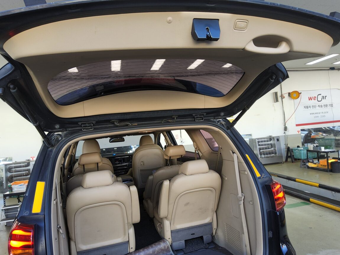 KIA THE NEW CARNIVAL 9-SEATER DIESEL NOBLESSE SPECIAL 2019 - zdjęcie 15