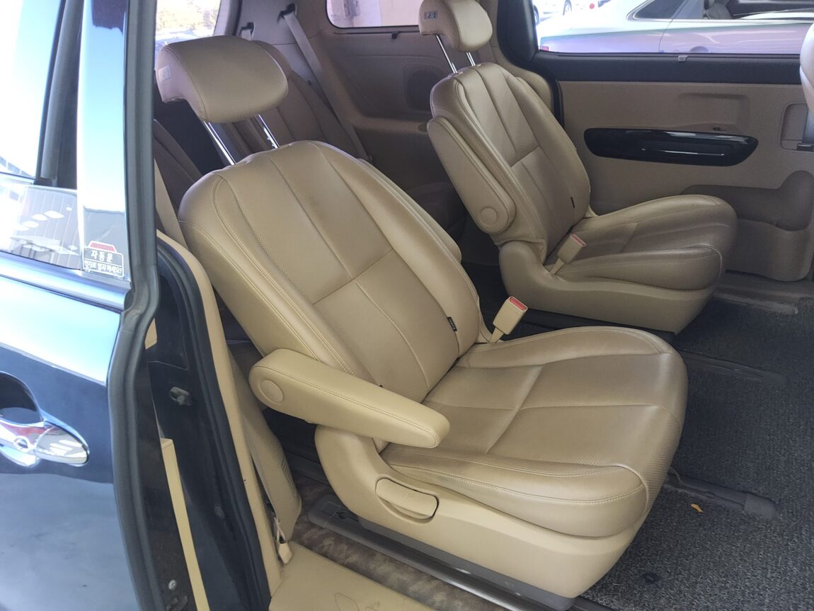 KIA THE NEW CARNIVAL 9-SEATER DIESEL NOBLESSE SPECIAL 2019 - zdjęcie 13