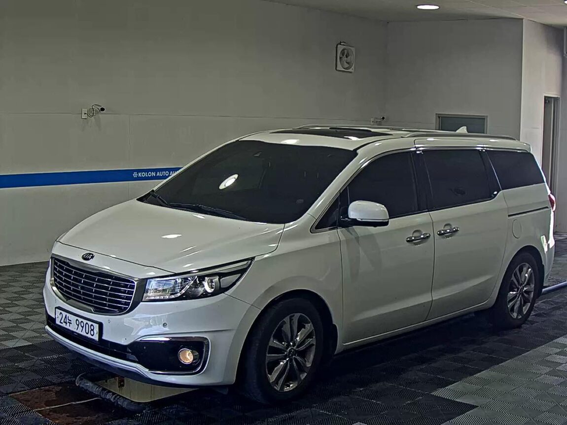 KIA ALL NEW CARNIVAL 9-SEATER DIESEL NOBLESSE 2015 - zdjęcie 2