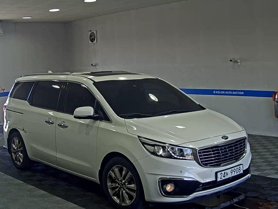 KIA ALL NEW CARNIVAL 9-SEATER DIESEL NOBLESSE 2015 - zdjęcie 3