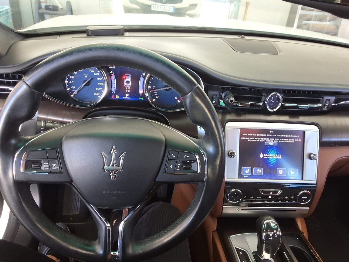 MASERATI QUATTROPORTE (6TH GEN) 3.0 DIESEL 2015 - zdjęcie 17