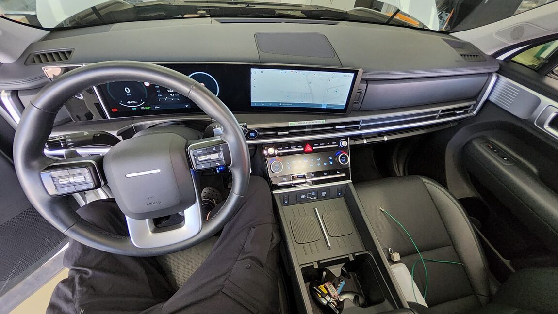 HYUNDAI THE ALL NEW SANTA FE HYBRID 1.6 HEV AWD PRESTIGE 2025 - zdjęcie 11