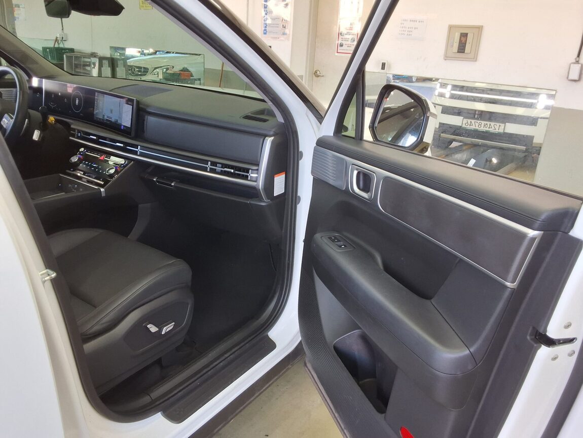HYUNDAI THE ALL NEW SANTA FE HYBRID 1.6 HEV AWD PRESTIGE 2025 - zdjęcie 14