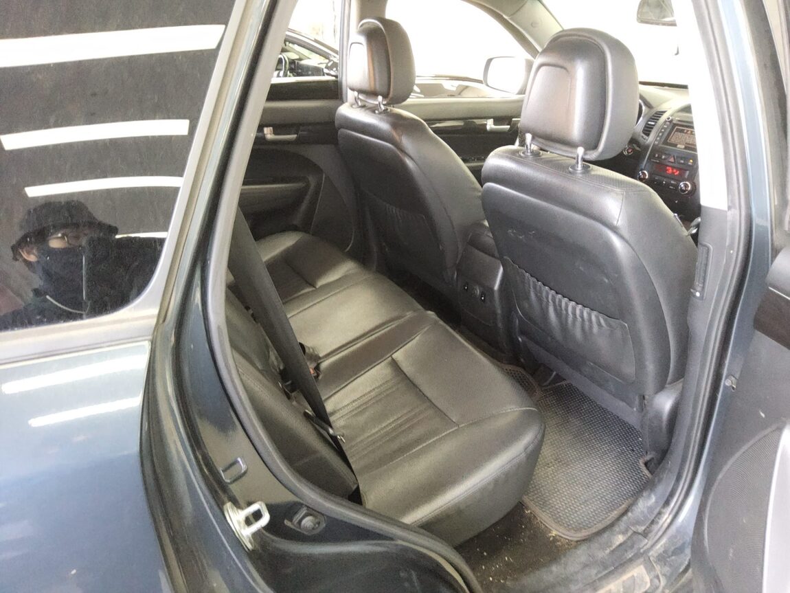 KIA SORENTO R DIESEL 2.0 2WD TLX PREMIUM 2011 - zdjęcie 13