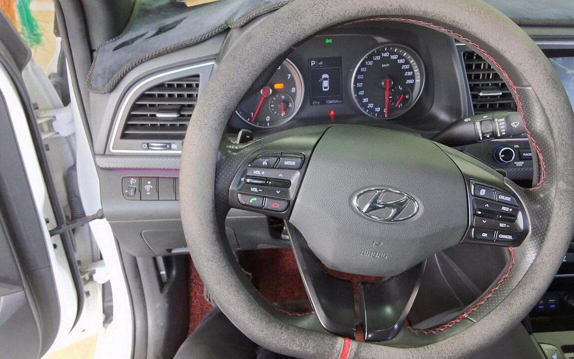 HYUNDAI AVANTE AD 1.6 TURBO SPORTS 2018 - zdjęcie 17