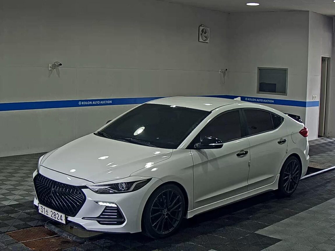 HYUNDAI AVANTE AD 1.6 TURBO SPORTS 2018 - zdjęcie 2