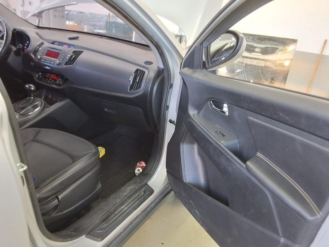 KIA SPORTAGE R DIESEL R2.0 2WD TLX LUXURY MODEL 2012 - zdjęcie 14