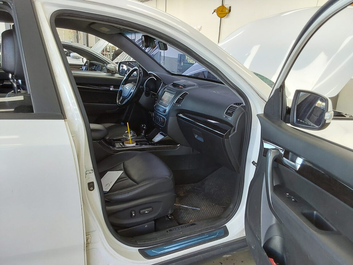 KIA NEW SORENTO R R2.0 2WD LIMITED 2013 - zdjęcie 14