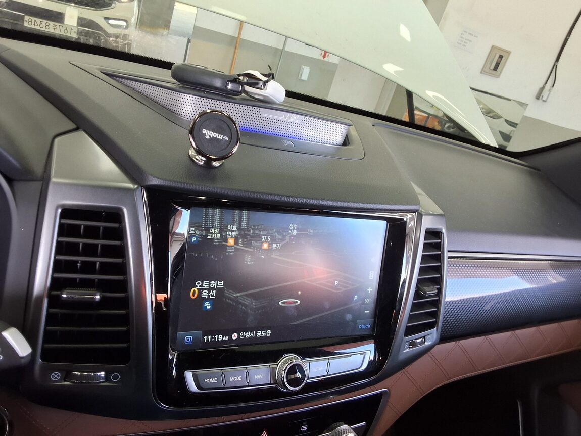KG MOBILITY (SSANGYONG) G4 REXTON 2.2 4WD WHITE EDITION 2020 - zdjęcie 18