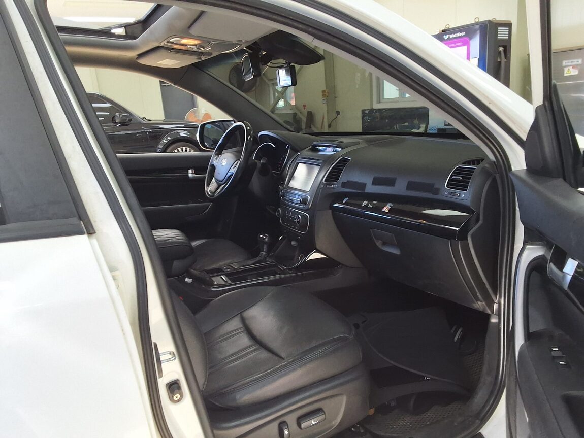KIA NEW SORENTO R R2.2 4WD LIMITED SPECIAL 2014 - zdjęcie 15