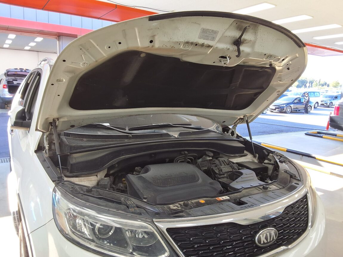 KIA NEW SORENTO R R2.2 4WD LIMITED SPECIAL 2014 - zdjęcie 18