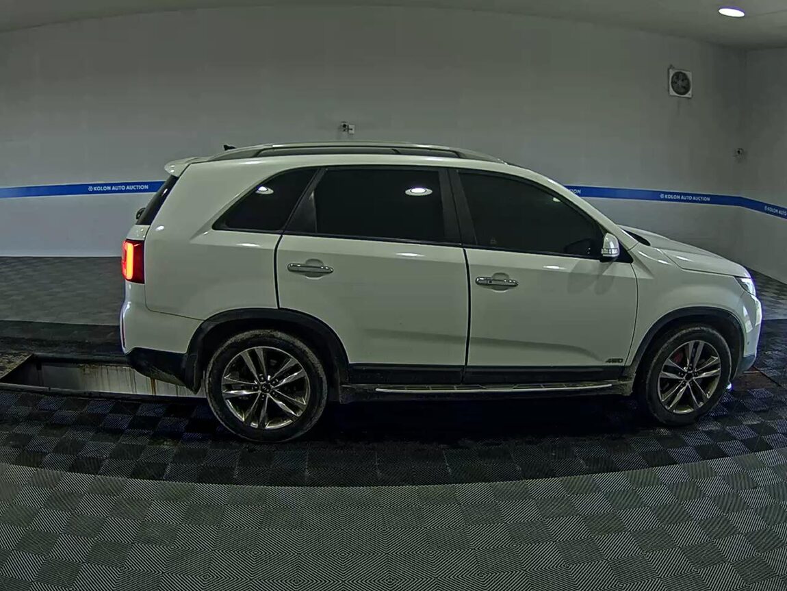 KIA NEW SORENTO R R2.2 4WD LIMITED SPECIAL 2014 - zdjęcie 4
