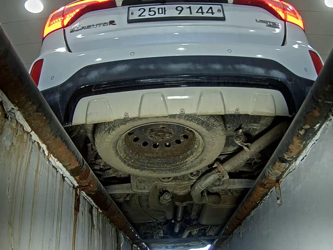 KIA NEW SORENTO R R2.2 4WD LIMITED SPECIAL 2014 - zdjęcie 8