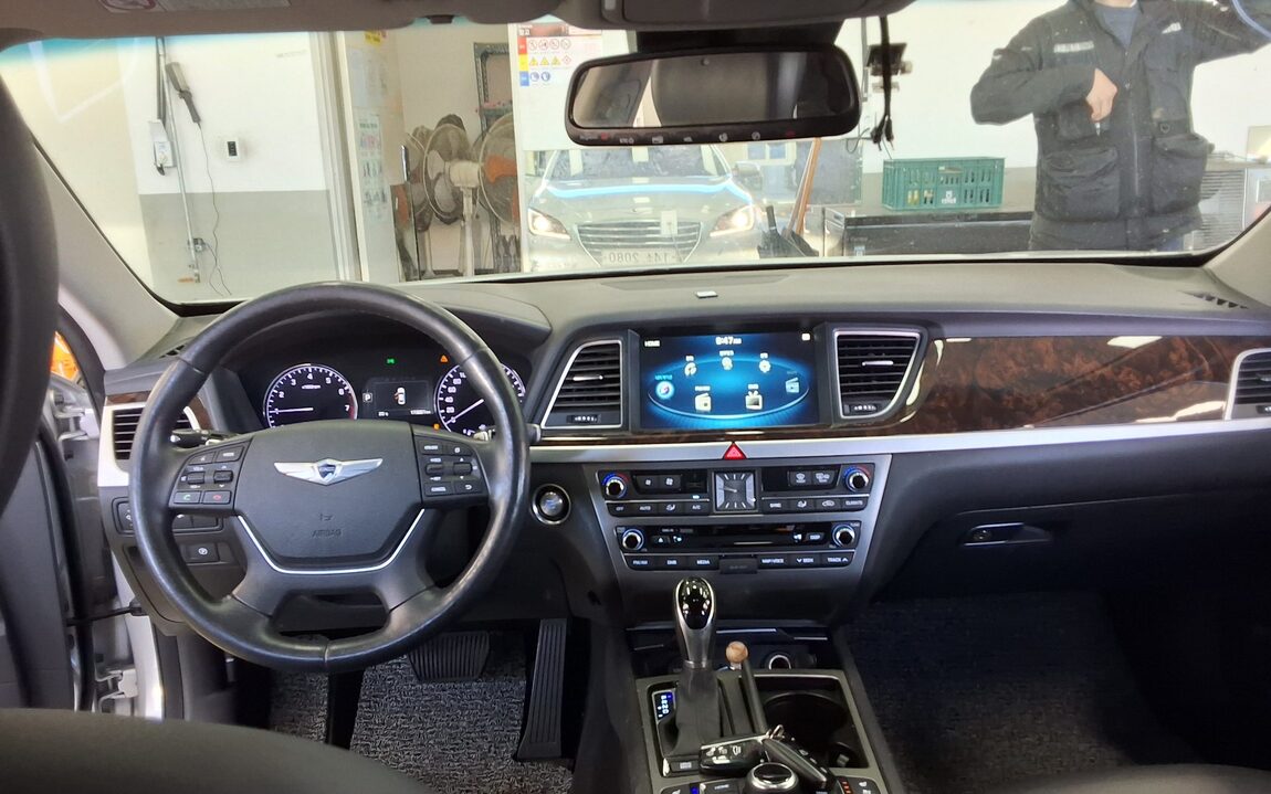 HYUNDAI GENESIS DH G330 AWD PREMIUM 2015 - zdjęcie 11