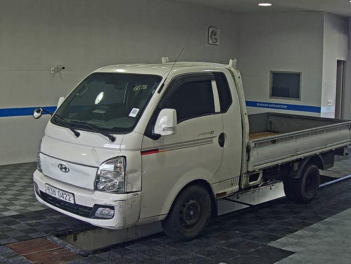 HYUNDAI PORTER II CRDi SUPER CAB EXTRA LONG WHEELBASE PREMIUM 2018 - zdjęcie 2