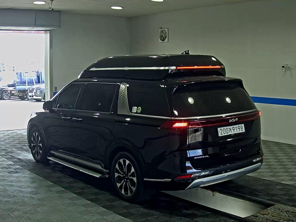 KIA NEW CARNIVAL (KA4) HI-LIMOUSINE 7-SEATER GASOLINE SIGNATURE 2023 - zdjęcie 6