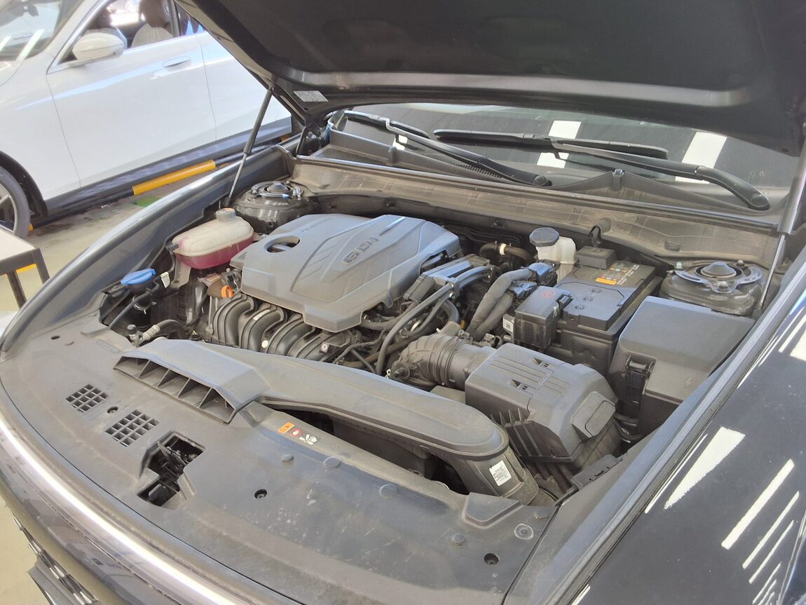 HYUNDAI THE ALL NEW GRANDEUR GASOLINE 2.5 EXCLUSIVE 2023 - zdjęcie 17