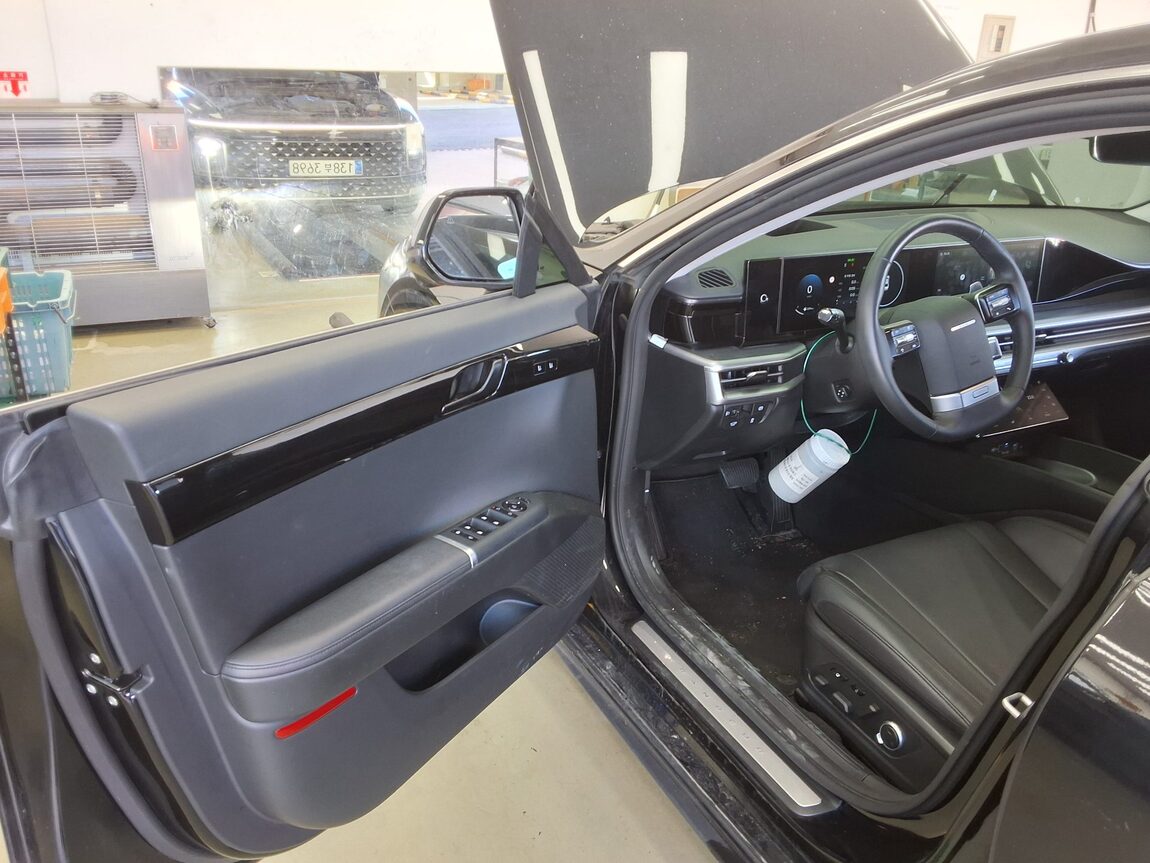 HYUNDAI THE ALL NEW GRANDEUR GASOLINE 2.5 EXCLUSIVE 2023 - zdjęcie 10