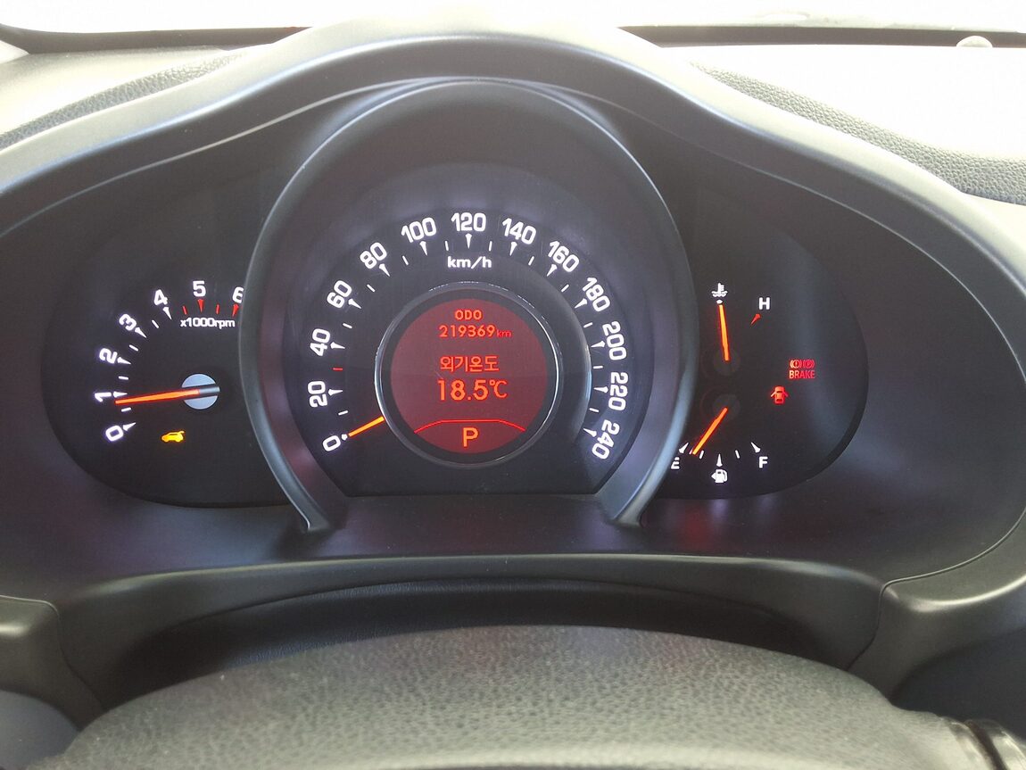 KIA SPORTAGE R DIESEL R2.0 2WD TLX LUXURY MODEL 2013 - zdjęcie 9