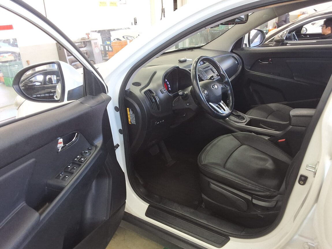 KIA SPORTAGE R DIESEL R2.0 2WD TLX LUXURY MODEL 2013 - zdjęcie 10
