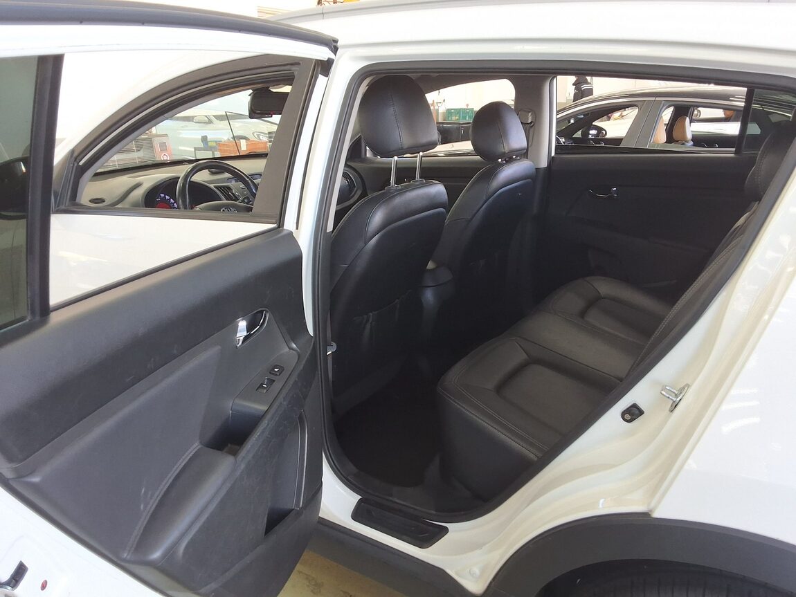 KIA SPORTAGE R DIESEL R2.0 2WD TLX LUXURY MODEL 2013 - zdjęcie 12