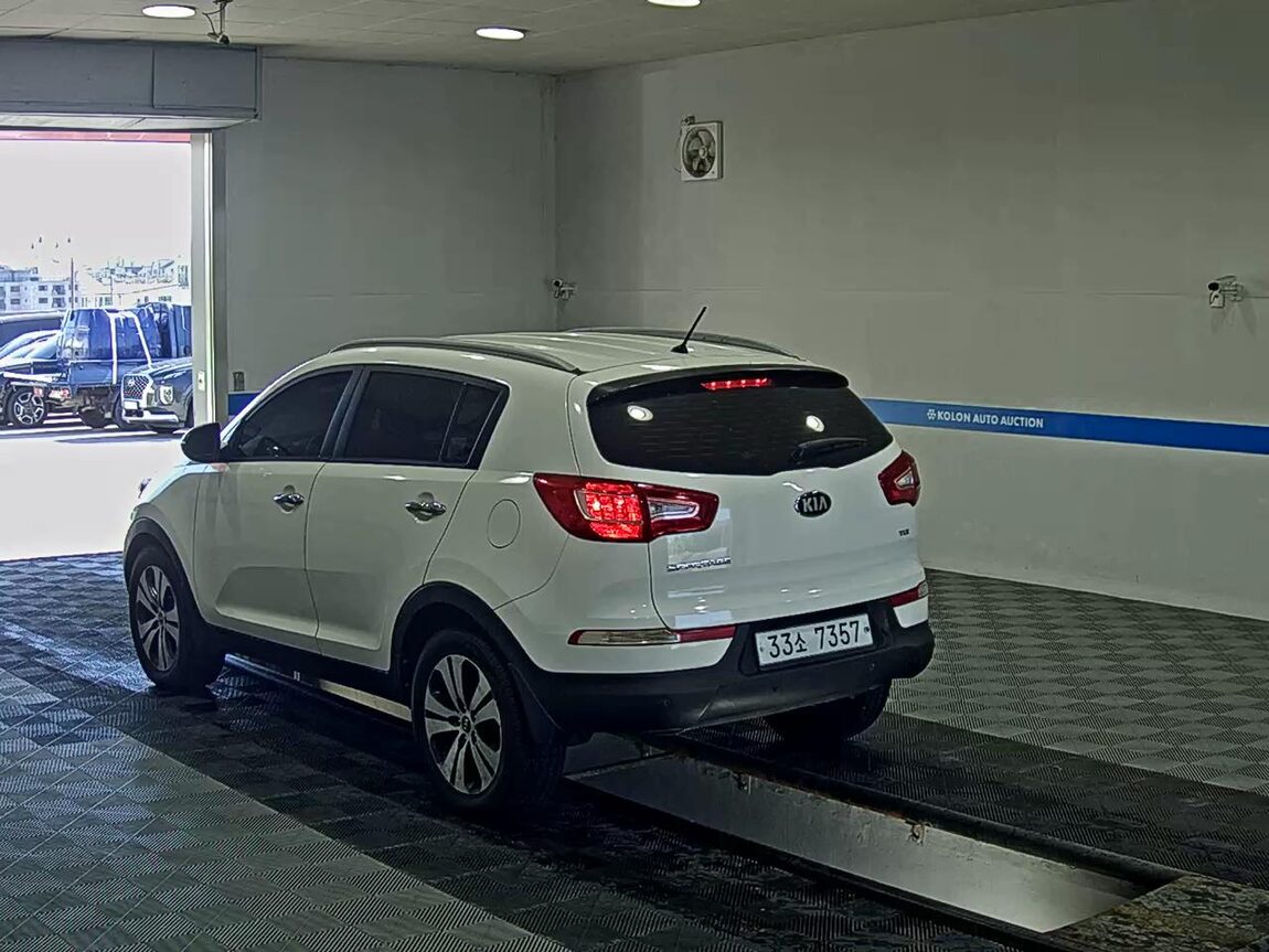 KIA SPORTAGE R DIESEL R2.0 2WD TLX LUXURY MODEL 2013 - zdjęcie 6