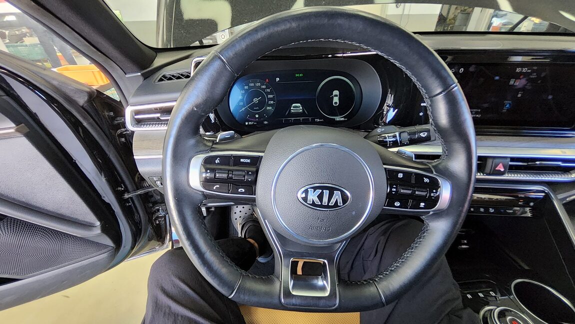 KIA NEW K5 (DL3) 1.6 GASOLINE TURBO NOBLESSE 2021 - zdjęcie 17