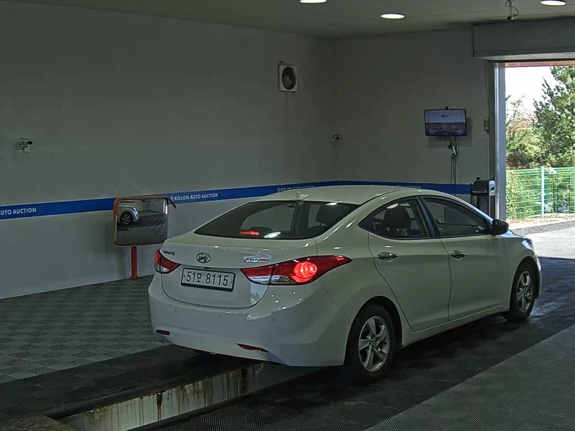 HYUNDAI AVANTE MD M16 GDi LUXURY 2011 - zdjęcie 5