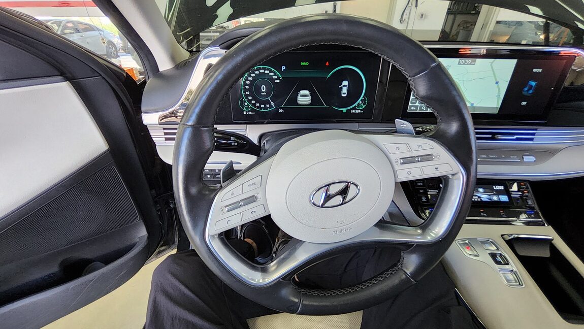 HYUNDAI THE NEW GRANDEUR IG GASOLINE 2.5 LE BLANC 2022 - zdjęcie 17