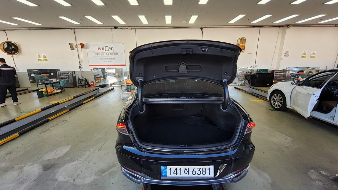 HYUNDAI THE NEW GRANDEUR IG GASOLINE 2.5 LE BLANC 2022 - zdjęcie 15