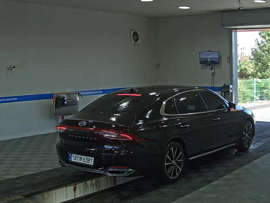 HYUNDAI THE NEW GRANDEUR IG GASOLINE 2.5 LE BLANC 2022 - zdjęcie 5