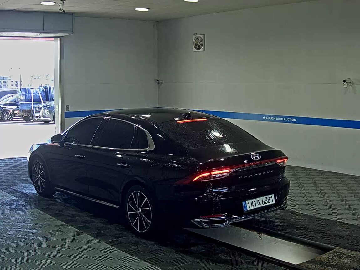 HYUNDAI THE NEW GRANDEUR IG GASOLINE 2.5 LE BLANC 2022 - zdjęcie 6
