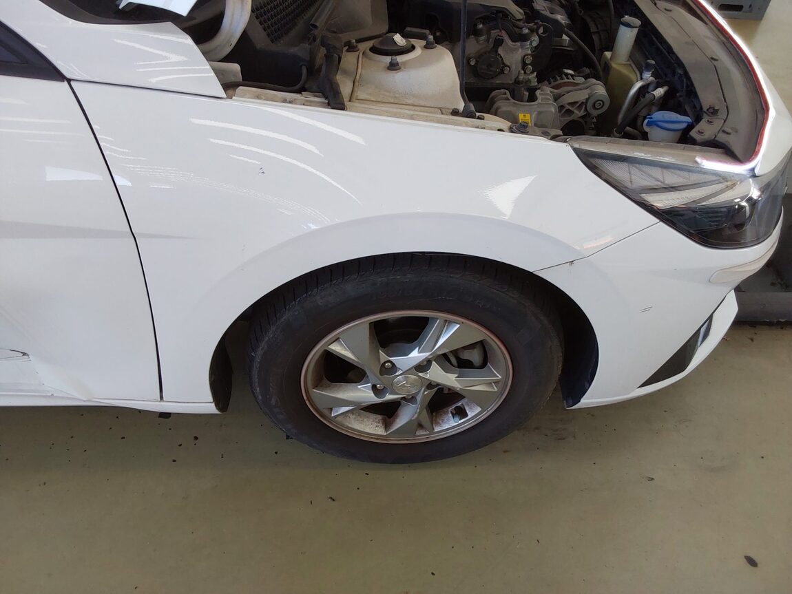 HYUNDAI AVANTE (CN7) 1.6 GASOLINE MODERN 2021 - zdjęcie 22