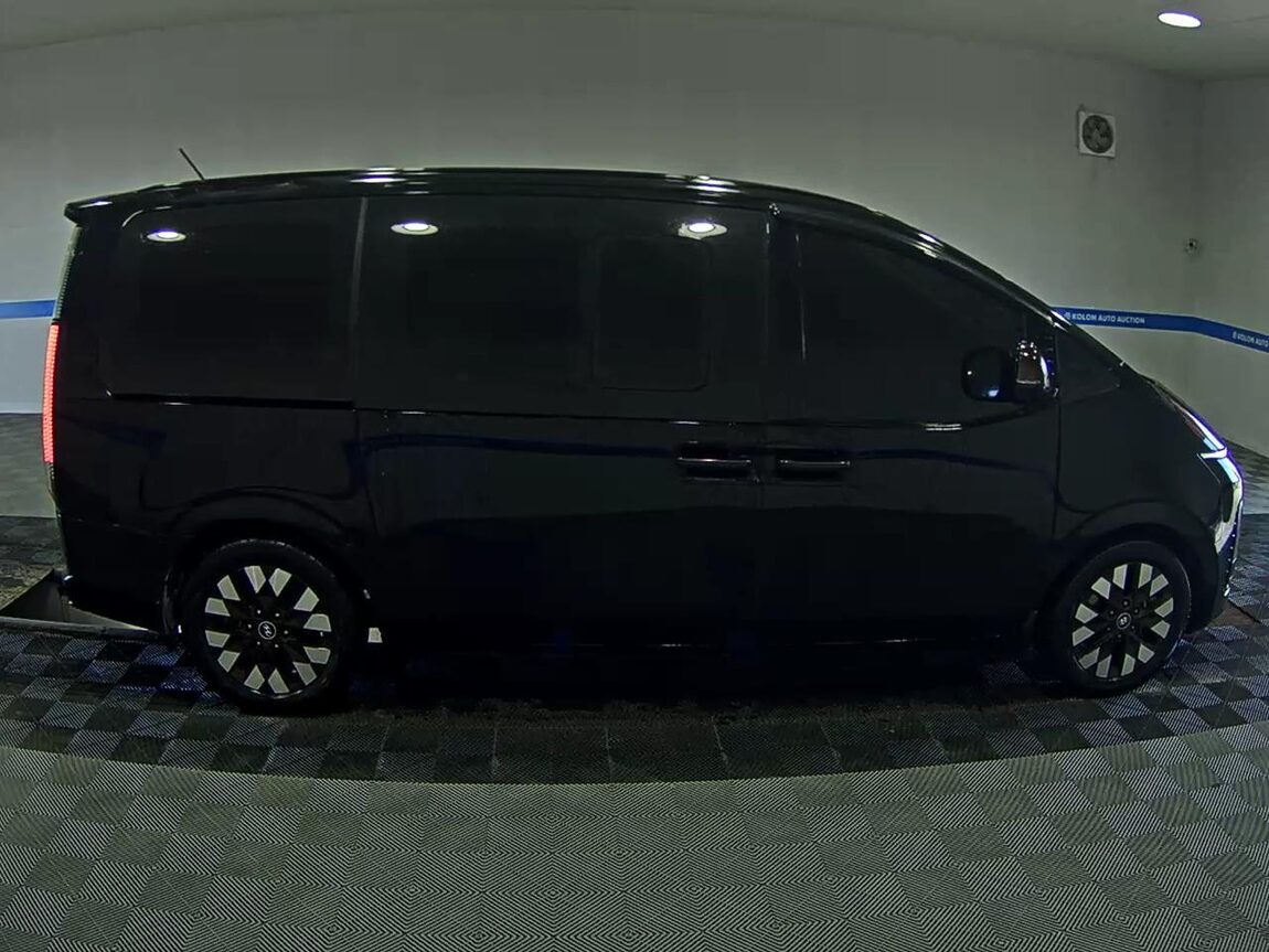 HYUNDAI STARIA 3.5 LPG LOUNGE 9-SEATER INSPIRATION 2022 - zdjęcie 4