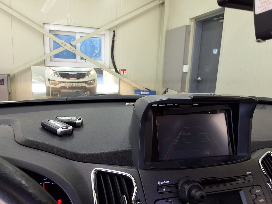 KIA SPORTAGE R DIESEL R2.0 2WD TLX LUXURY MODEL 2011 - zdjęcie 25