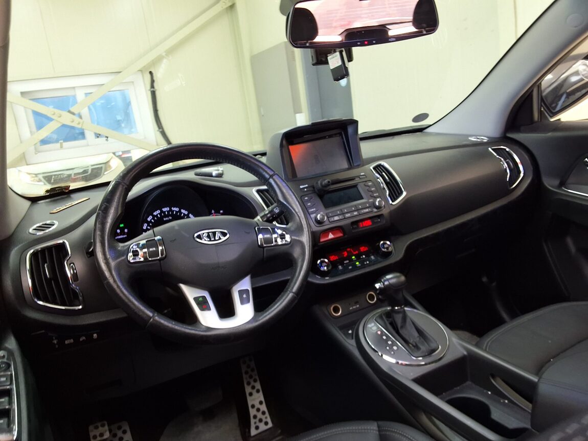 KIA SPORTAGE R DIESEL R2.0 2WD TLX LUXURY MODEL 2011 - zdjęcie 12