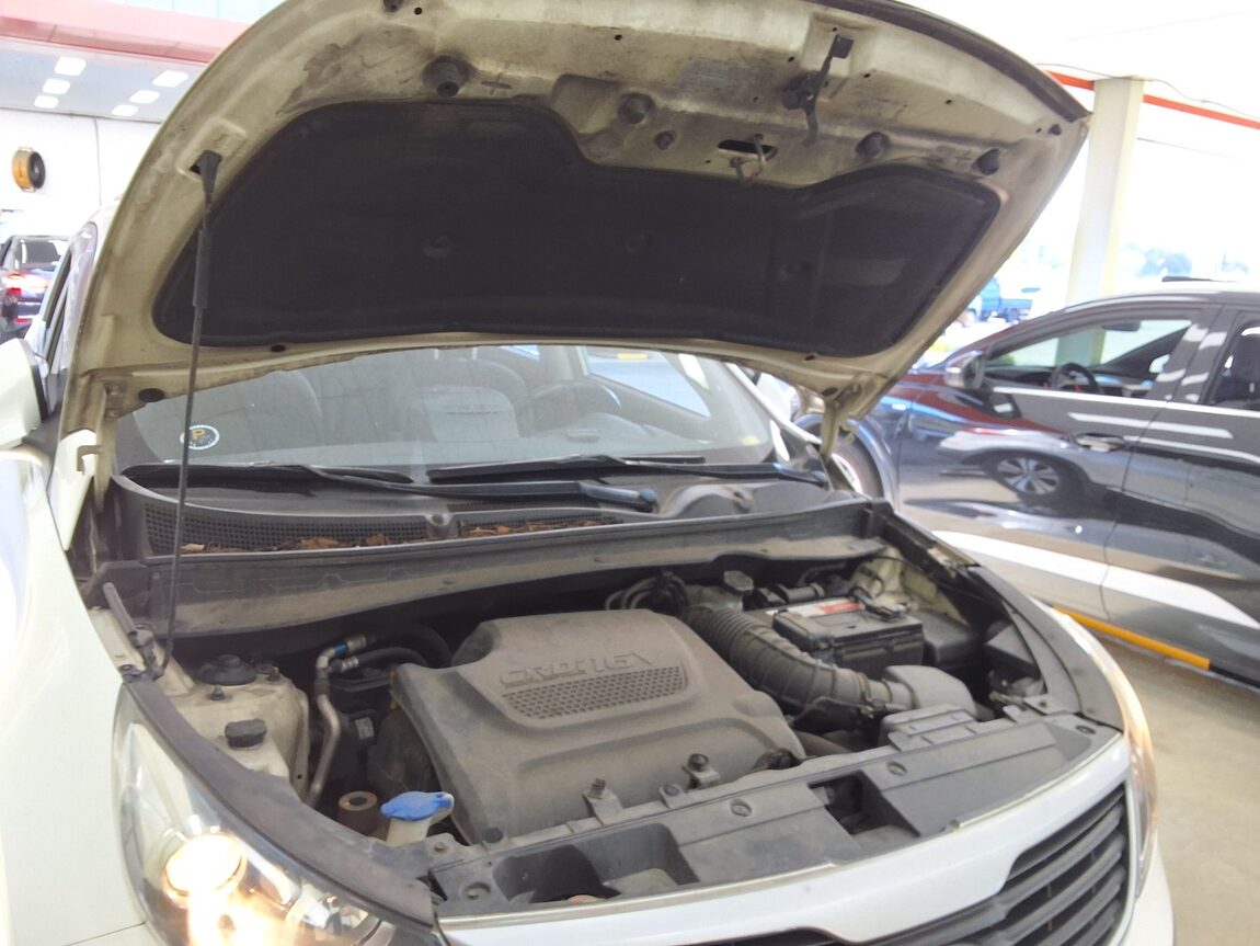 KIA SPORTAGE R DIESEL R2.0 2WD TLX LUXURY MODEL 2011 - zdjęcie 18