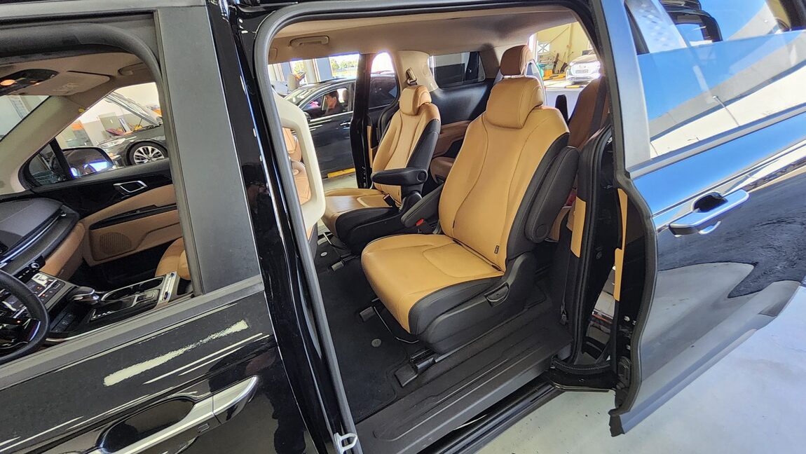 KIA NEW CARNIVAL (KA4) 9-SEATER DIESEL PRESTIGE 2023 - zdjęcie 12