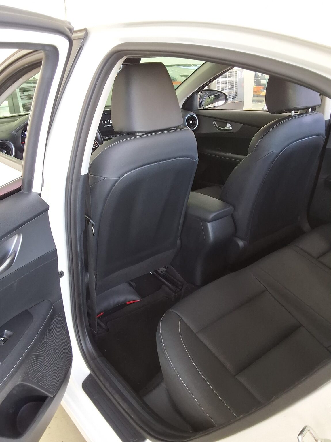 KIA ALL NEW K3 1.6 GASOLINE LUXURY 2020 - zdjęcie 12