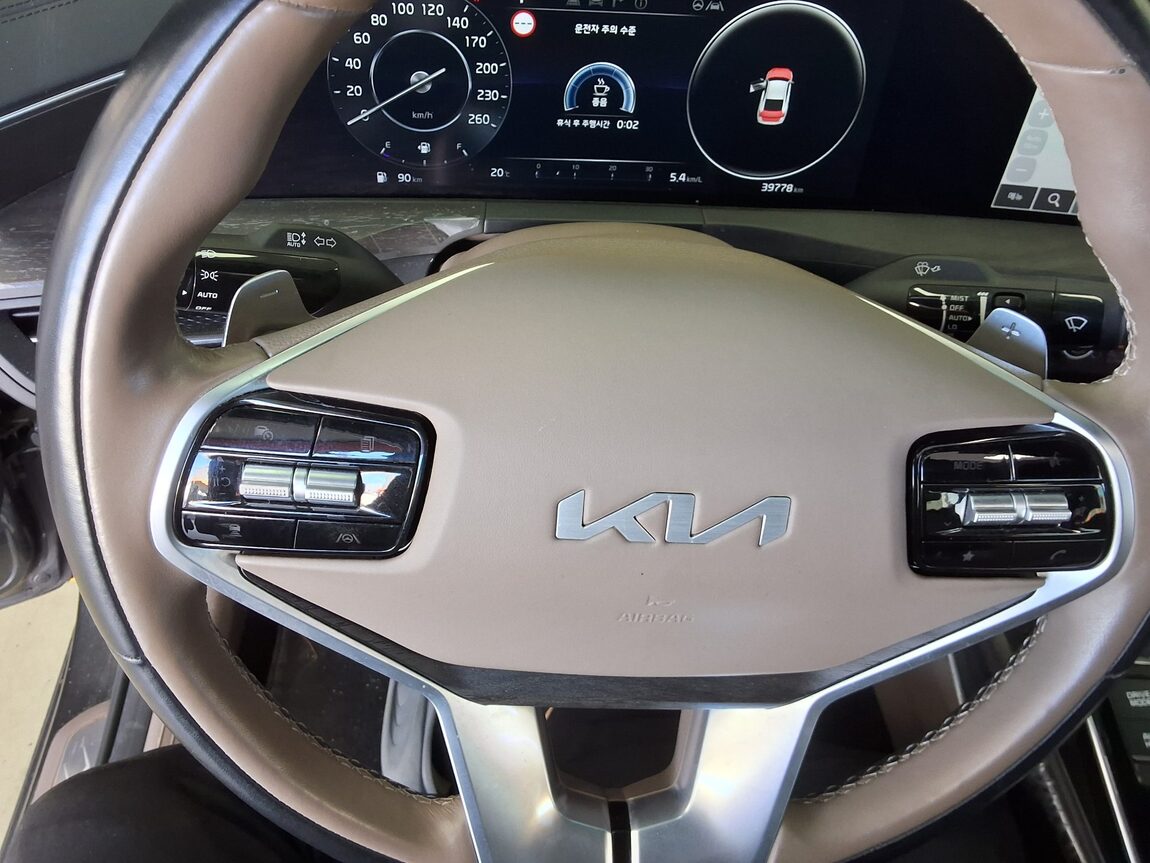 KIA K8 2.5 GDI SIGNATURE 2023 - zdjęcie 18