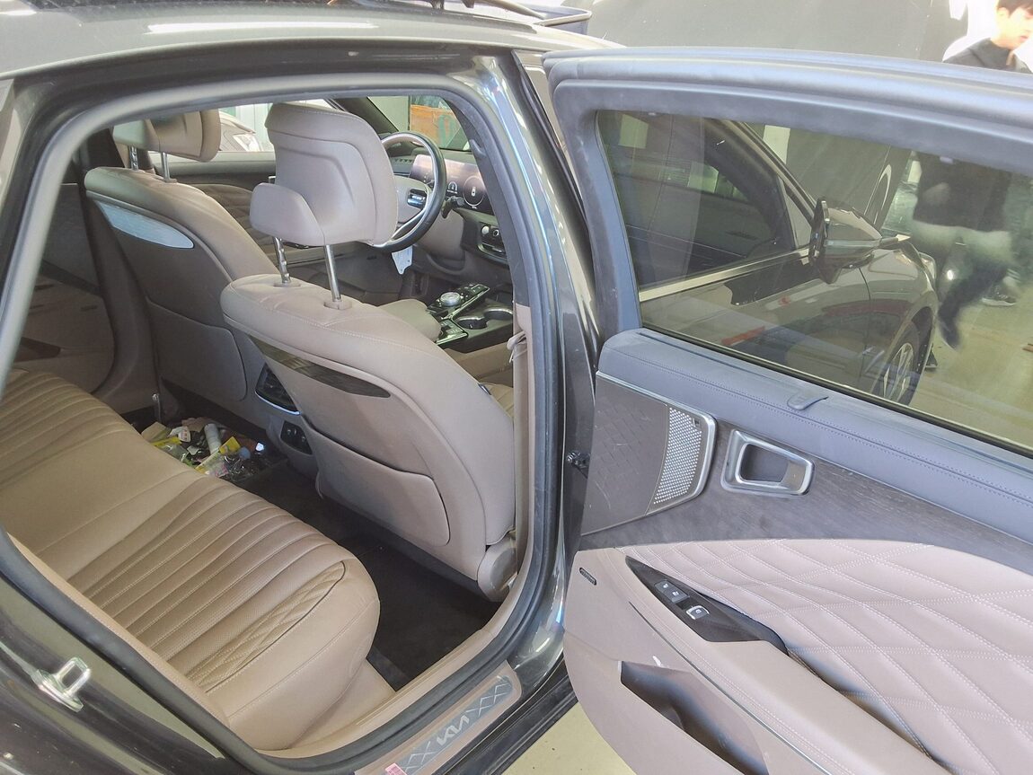 KIA K8 2.5 GDI SIGNATURE 2023 - zdjęcie 13