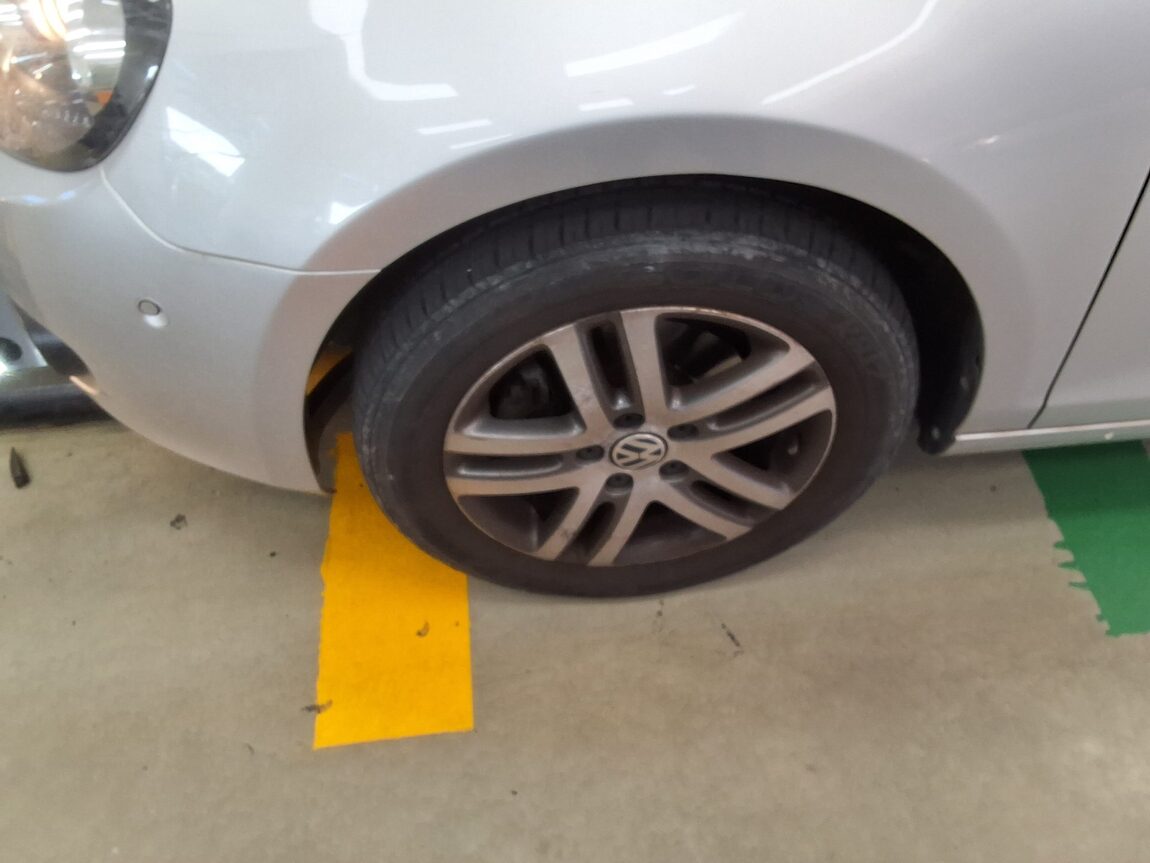 VOLKSWAGEN GOLF (6TH GEN) 2.0 TDI 2011 - zdjęcie 19