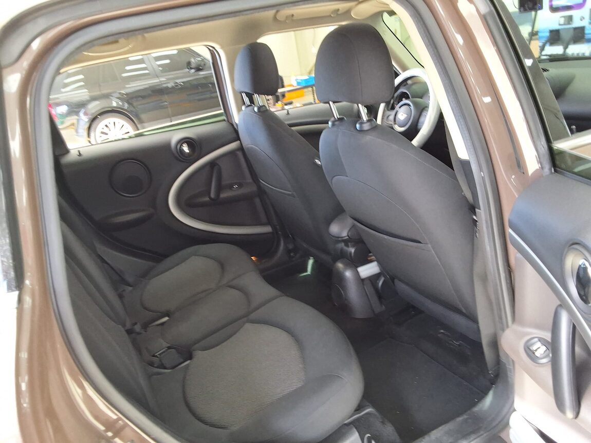 MINI COUNTRYMAN 2.0 D 2013 - zdjęcie 14