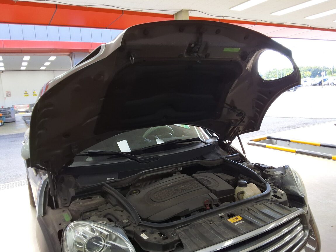 MINI COUNTRYMAN 2.0 D 2013 - zdjęcie 18