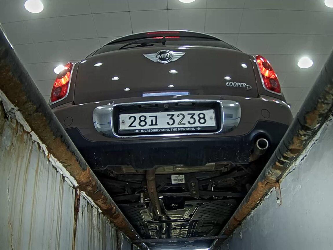 MINI COUNTRYMAN 2.0 D 2013 - zdjęcie 8