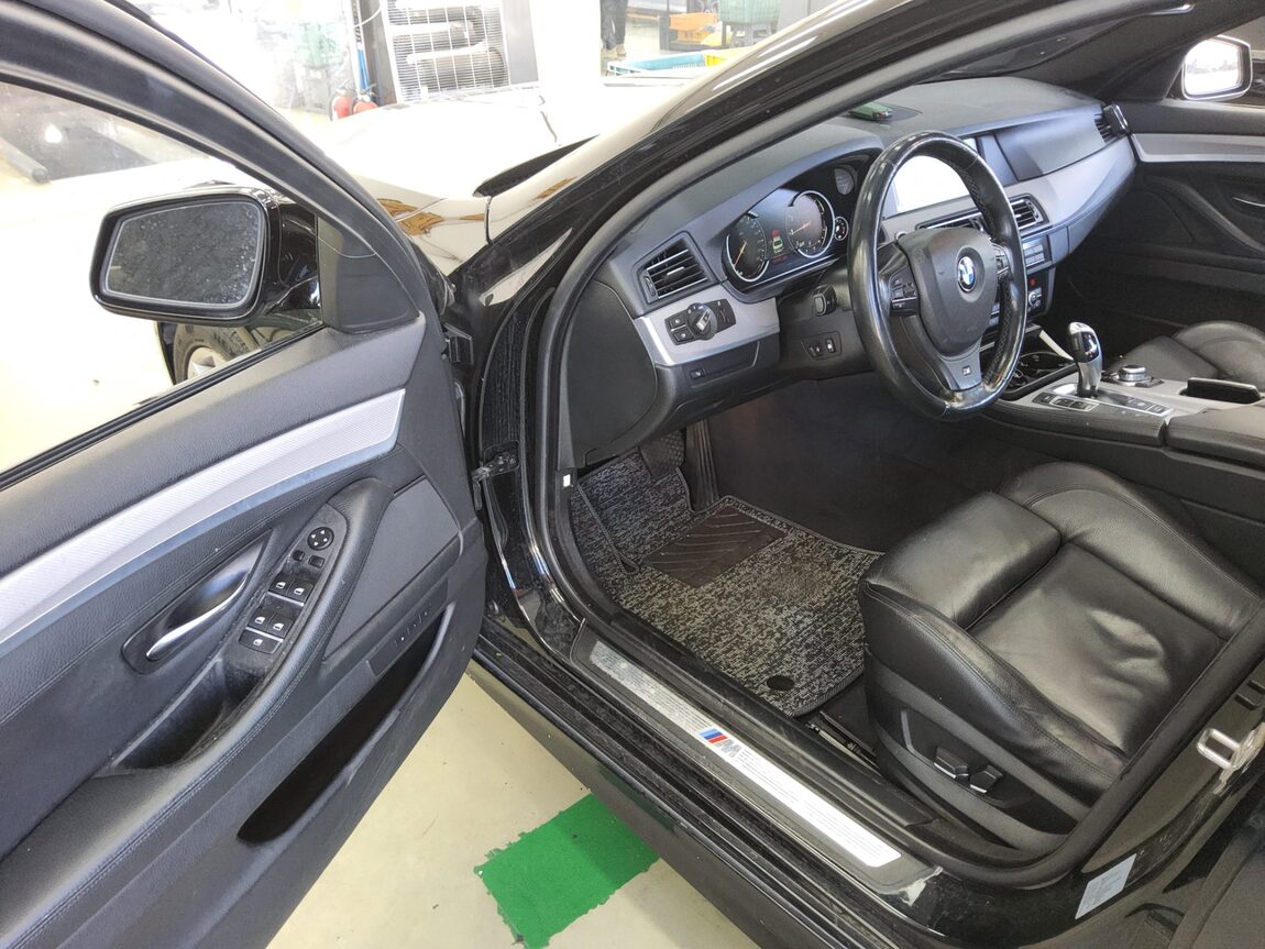 BMW 5 SERIES (6TH GEN) 528i M SPORT 2013 - zdjęcie 10