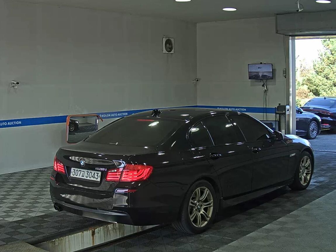 BMW 5 SERIES (6TH GEN) 528i M SPORT 2013 - zdjęcie 5