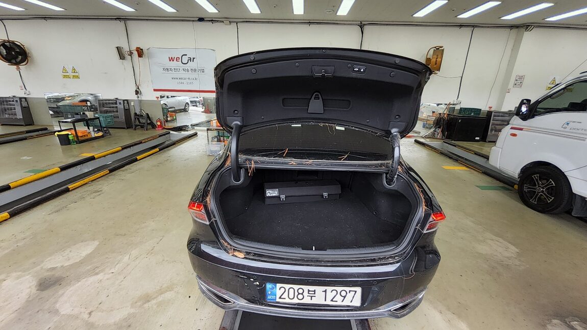 HYUNDAI THE NEW GRANDEUR IG GASOLINE 3.3 EXCLUSIVE 2022 - zdjęcie 15