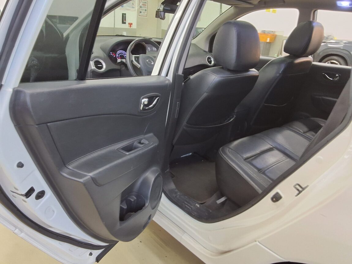 RENAULT (SAMSUNG) QM5 NEO GASOLINE 2WD LE 2014 - zdjęcie 12