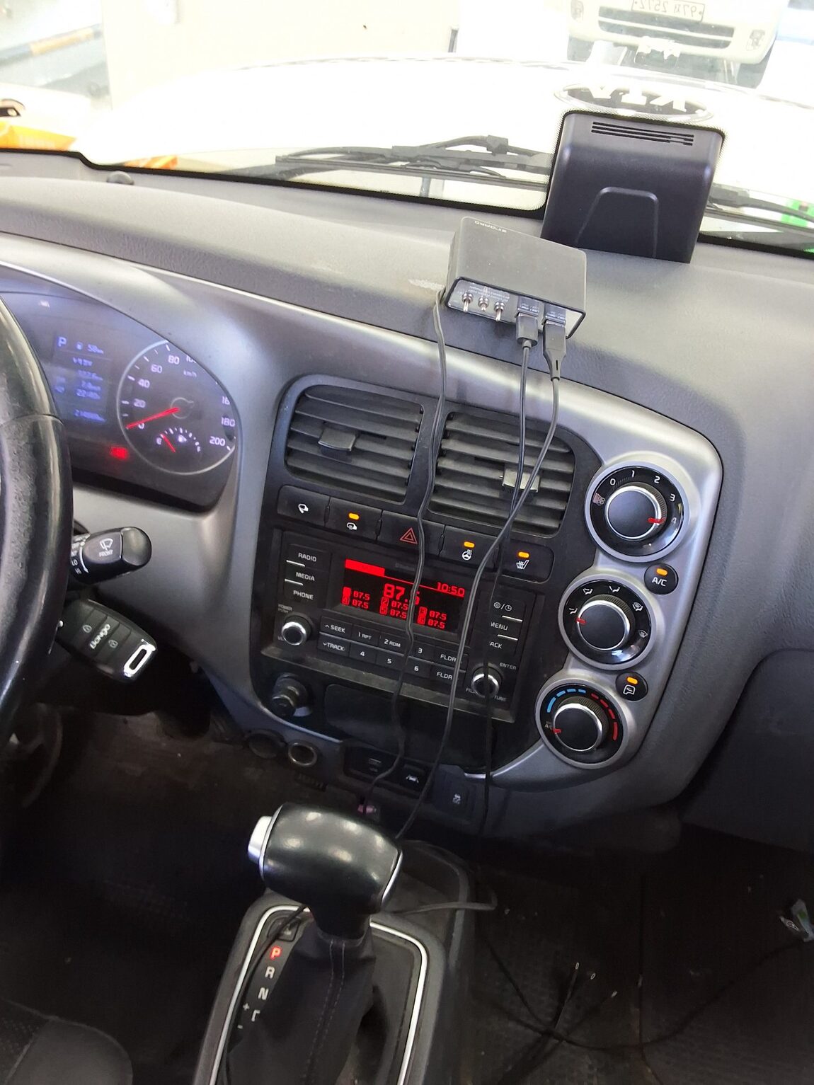 KIA THE NEW BONGO III CARGO 1 TON DOUBLE CAB EXTRA LONG WHEELBASE L 2020 - zdjęcie 17